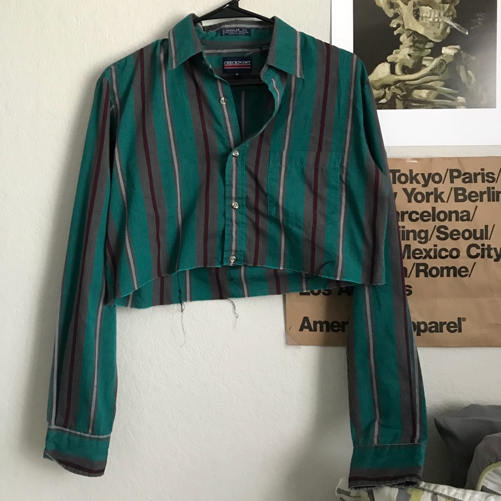 sold VINTAGE / cropped buttondown - Picture 3 of 3